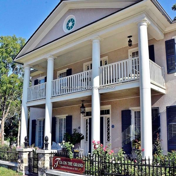 The Carriage House Flat - Downtown Paris Canada Luaran gambar